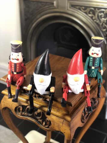 Christmas Shelf Sitters