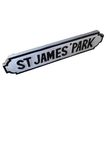 St James Park Hanging Sign 70cm